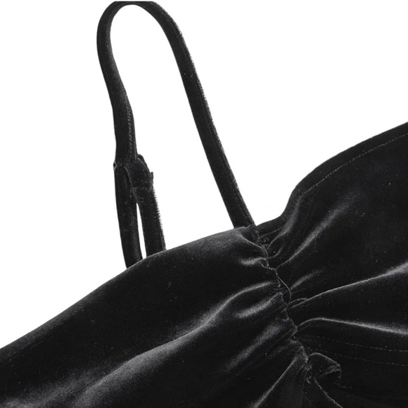 LE CHATEAU Velour Dress Short Sleeve Cold Shoulder Ruched Short Dress SZ  XS - Picture 4 of 4